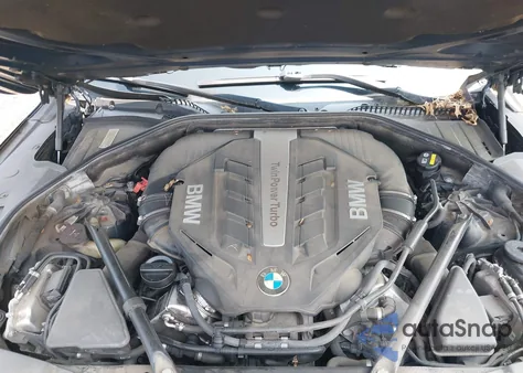 2015 BMW 750Li xDrive z USA, uszkodzony, nr VIN WBAYF8C57FD655228